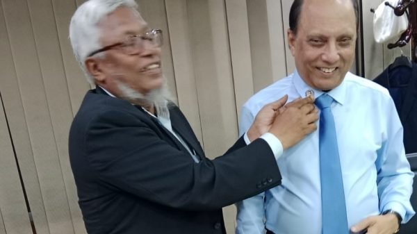 রূপালী ব্যাংকের চেয়ারম্যান মোহাম্মদ নজরুল হুদার সাথে সৌজন্য সাক্ষাৎ করেন লায়ন খান আকতারুজ্জামান