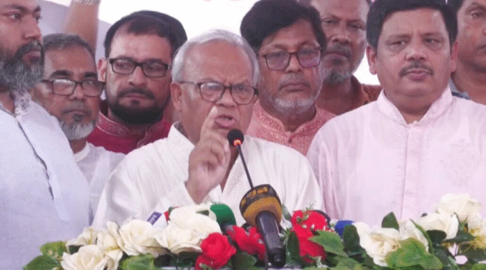 সন্ত্রাসী-চাঁদাবাজ কেউ বিএনপির সদস্য হতে পারবেন না: রুহুল কবির রিজভী