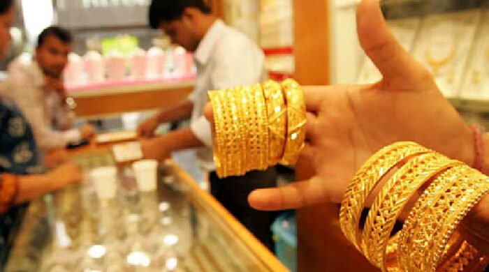 বিশ্ববাজারে স্বর্ণের বড় পতন, দুইদিনে কমলো ৮০ হাজার টাকা